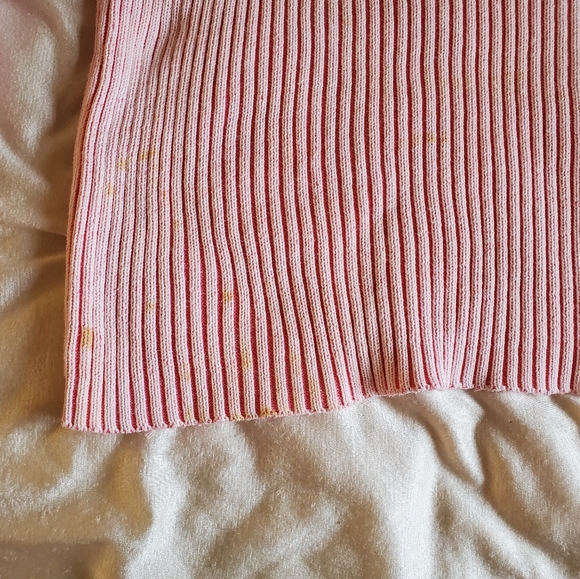 Sweater - Picture 5 of 6